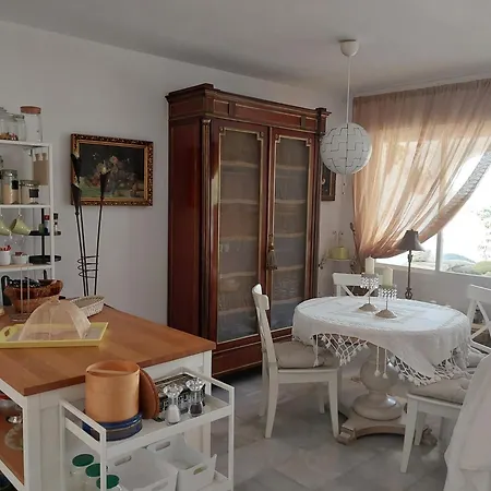 Holiday home Casa Caravane